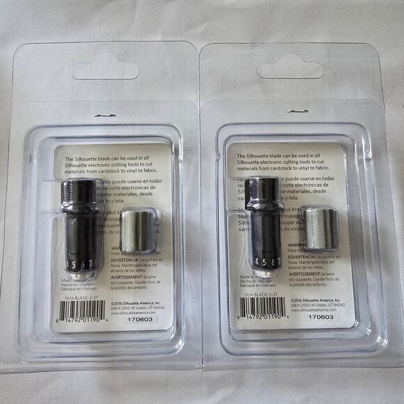 Silhouette SILH-BLADE-3-3T Cameo Blade NEW  Set of TWO (2) Vinyl Cardstock - Picture 4 of 4